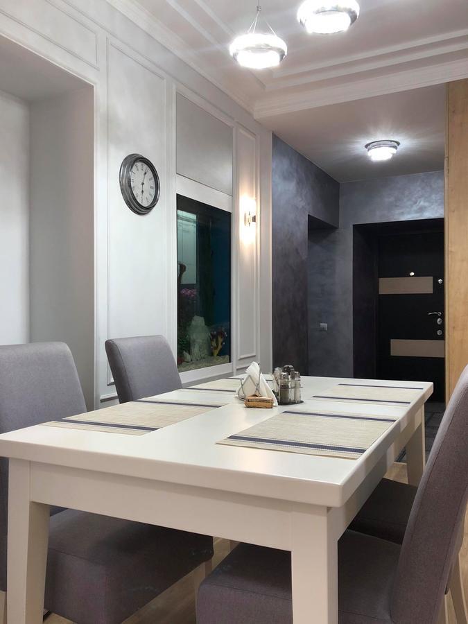 Lux Apartment Ruska Lviv Exterior photo