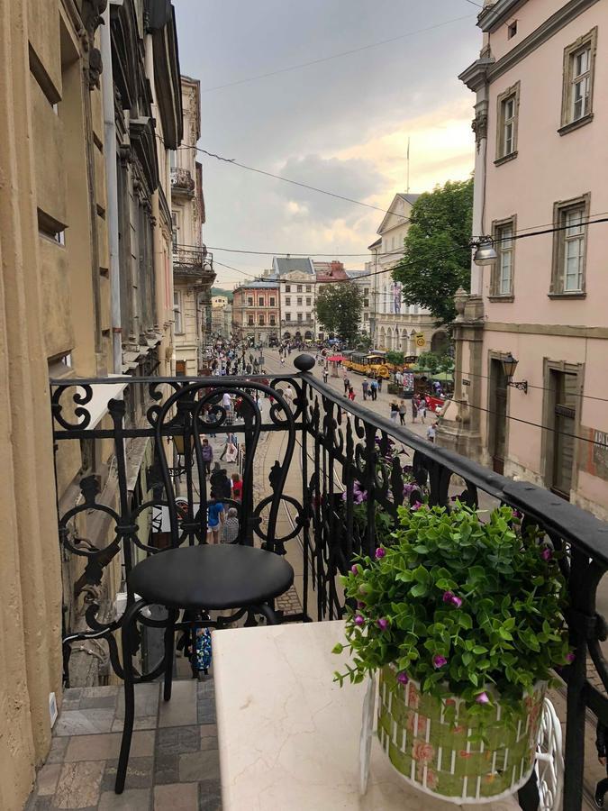 Lux Apartment Ruska Lviv Exterior photo
